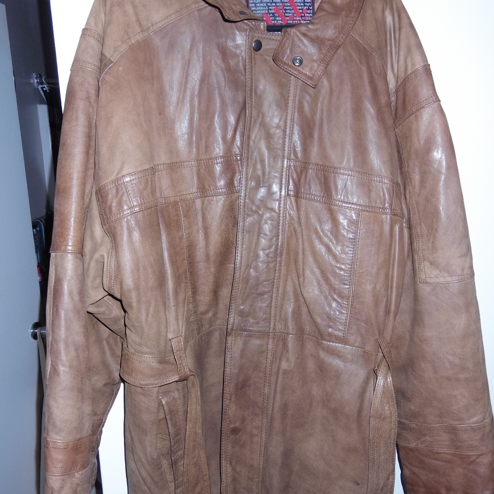 Man's 3/4 leather bomber